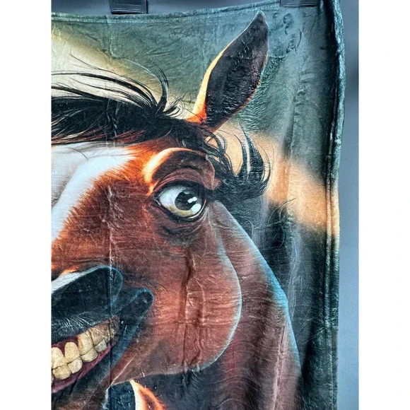 Funny Horse Throw Blanket – "Life is Short, Smile While You Still Have Teeth" - Picture 3 of 7